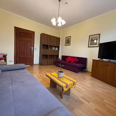 Konukevi Maerkische Bauernstube 3*